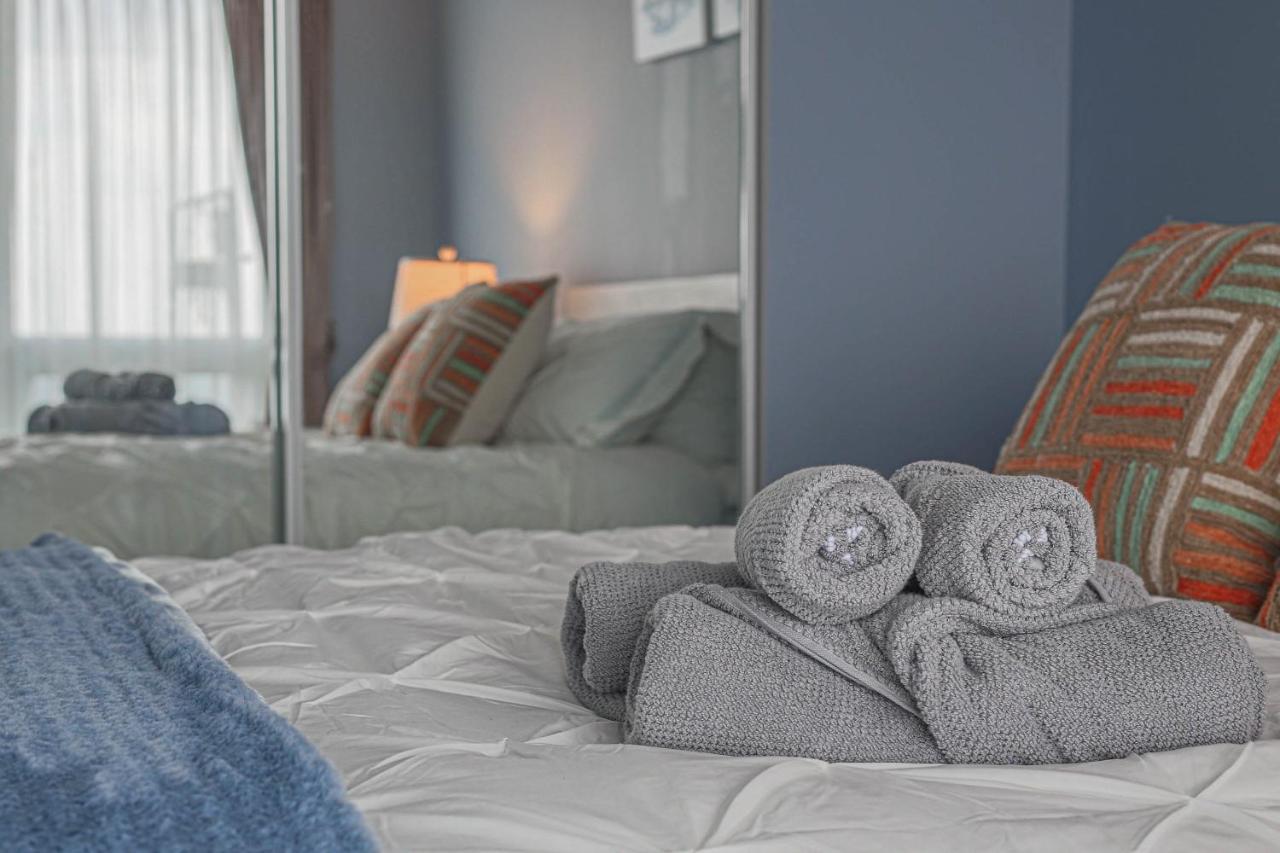 Luxury View In Toronto Downtown 3 Bedroom 2.5 Bathroom 1 Parking Εξωτερικό φωτογραφία