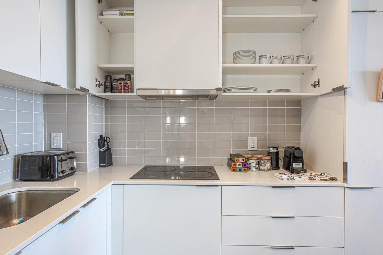 Luxury View In Toronto Downtown 3 Bedroom 2.5 Bathroom 1 Parking Εξωτερικό φωτογραφία