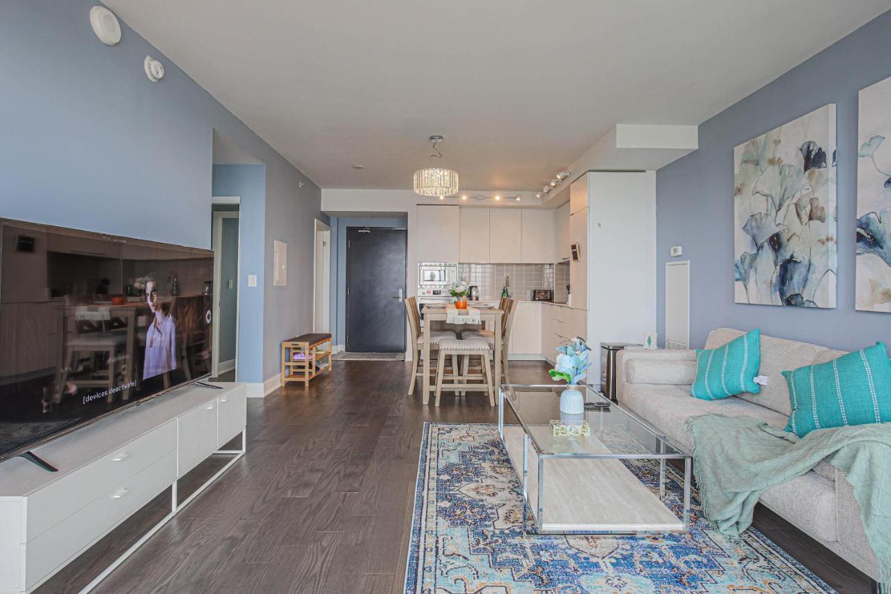 Luxury View In Toronto Downtown 3 Bedroom 2.5 Bathroom 1 Parking Εξωτερικό φωτογραφία