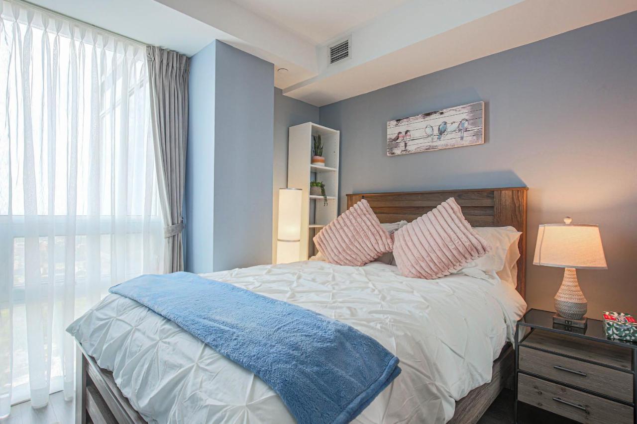 Luxury View In Toronto Downtown 3 Bedroom 2.5 Bathroom 1 Parking Εξωτερικό φωτογραφία