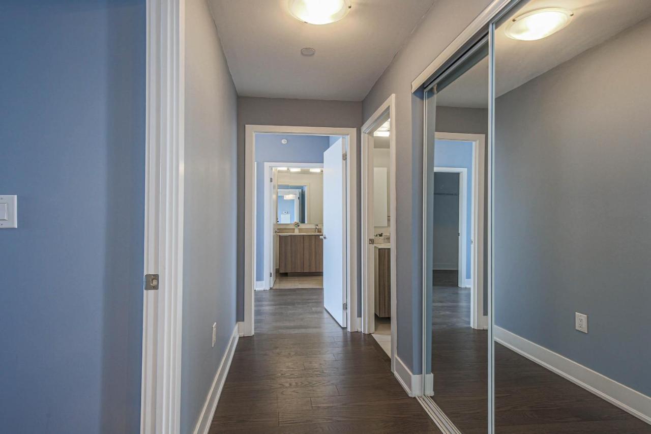 Luxury View In Toronto Downtown 3 Bedroom 2.5 Bathroom 1 Parking Εξωτερικό φωτογραφία